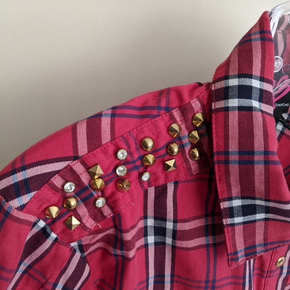 🧡 (2/$25) Bebe Plaid Button Down - Picture 2 of 2